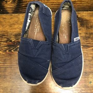 Toms shoes